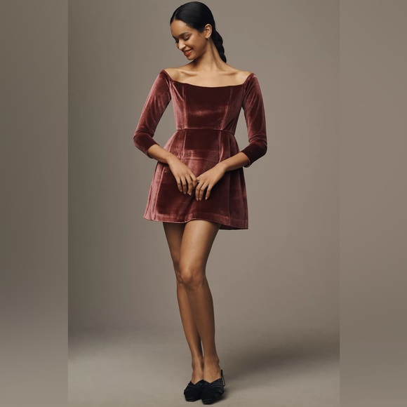 Anthropologie Dresses & Skirts - NWT Hutch Anthropologie Long-Sleeve Square-Neck Mini Dress Velvet Red Rouge